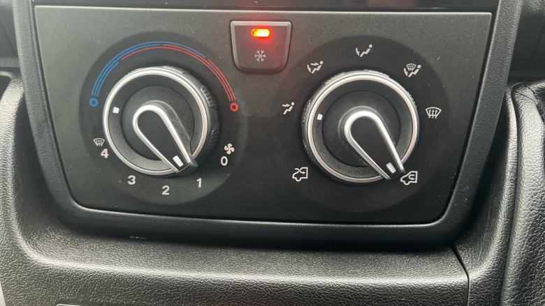 Peugeot Boxer 335 L3 Diesel 2.2 BlueHDi H2 Professional Premium+ Van 140ps